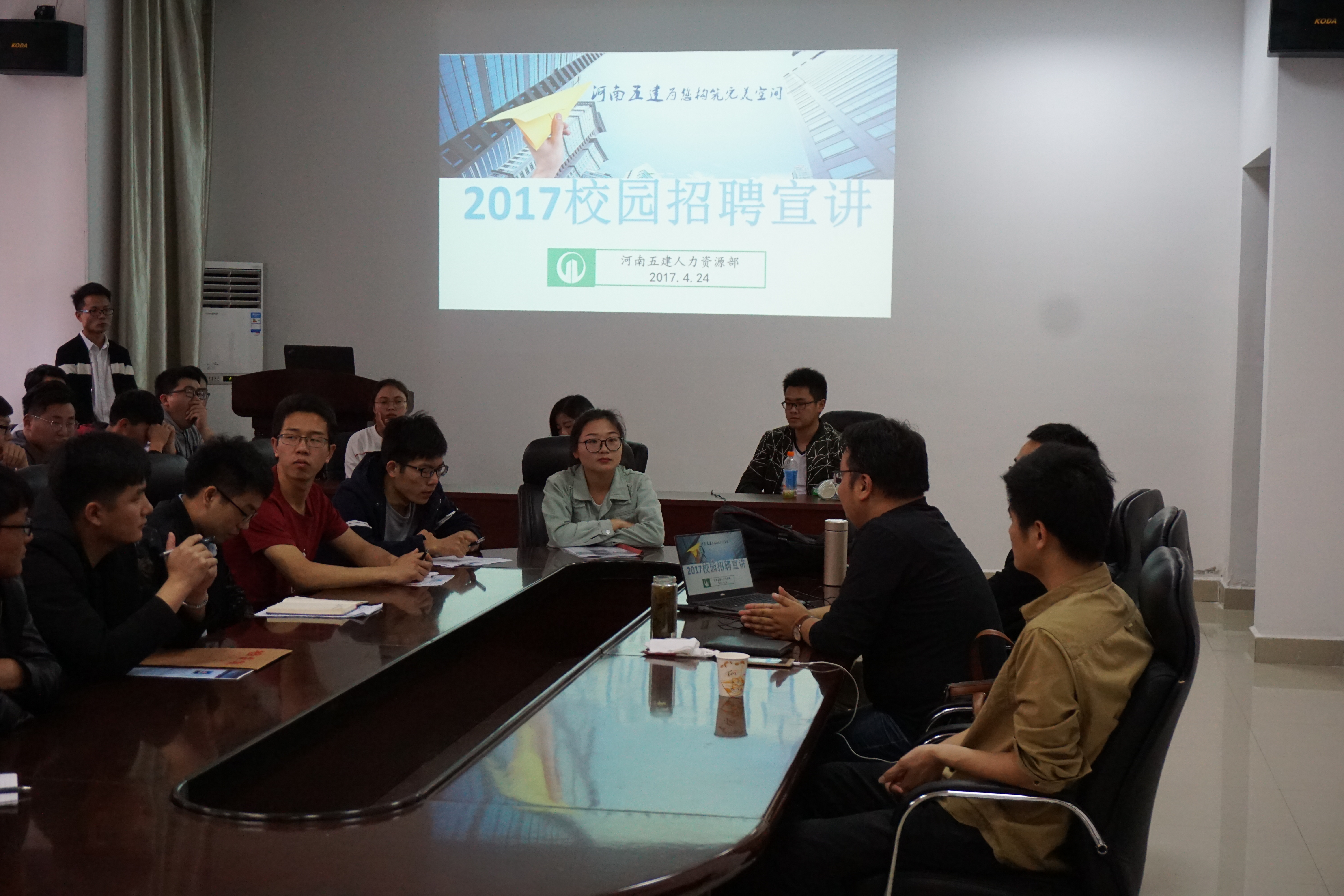87978797威尼斯老品牌照片2.JPG