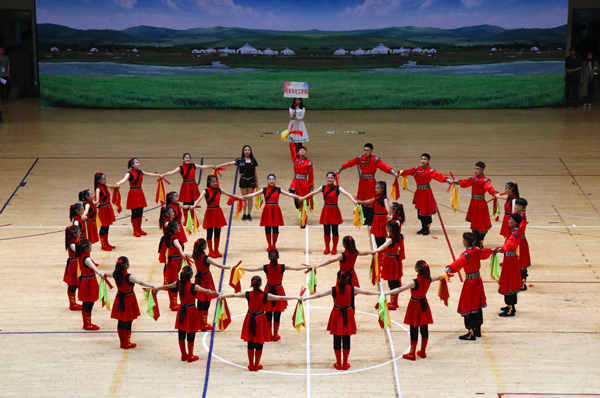 第二名:化学与化工学院代表队