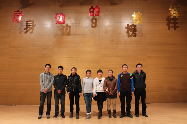 beat365在线唯一官网2012优秀学生事迹报告会